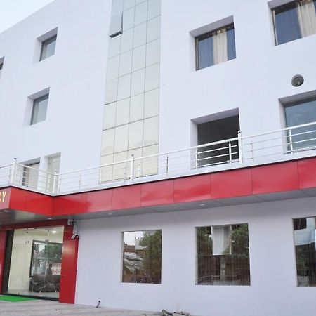Hotel Rk Residency Satna Kültér fotó