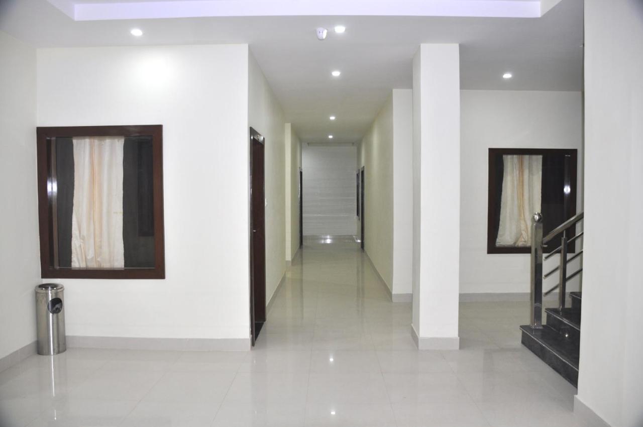 Hotel Rk Residency Satna Kültér fotó